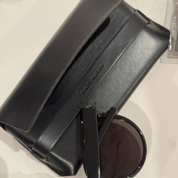 NEW YSL Saint Laurent Round Monogram Logo SLM28F Sunglasses - Picture 2 of 6